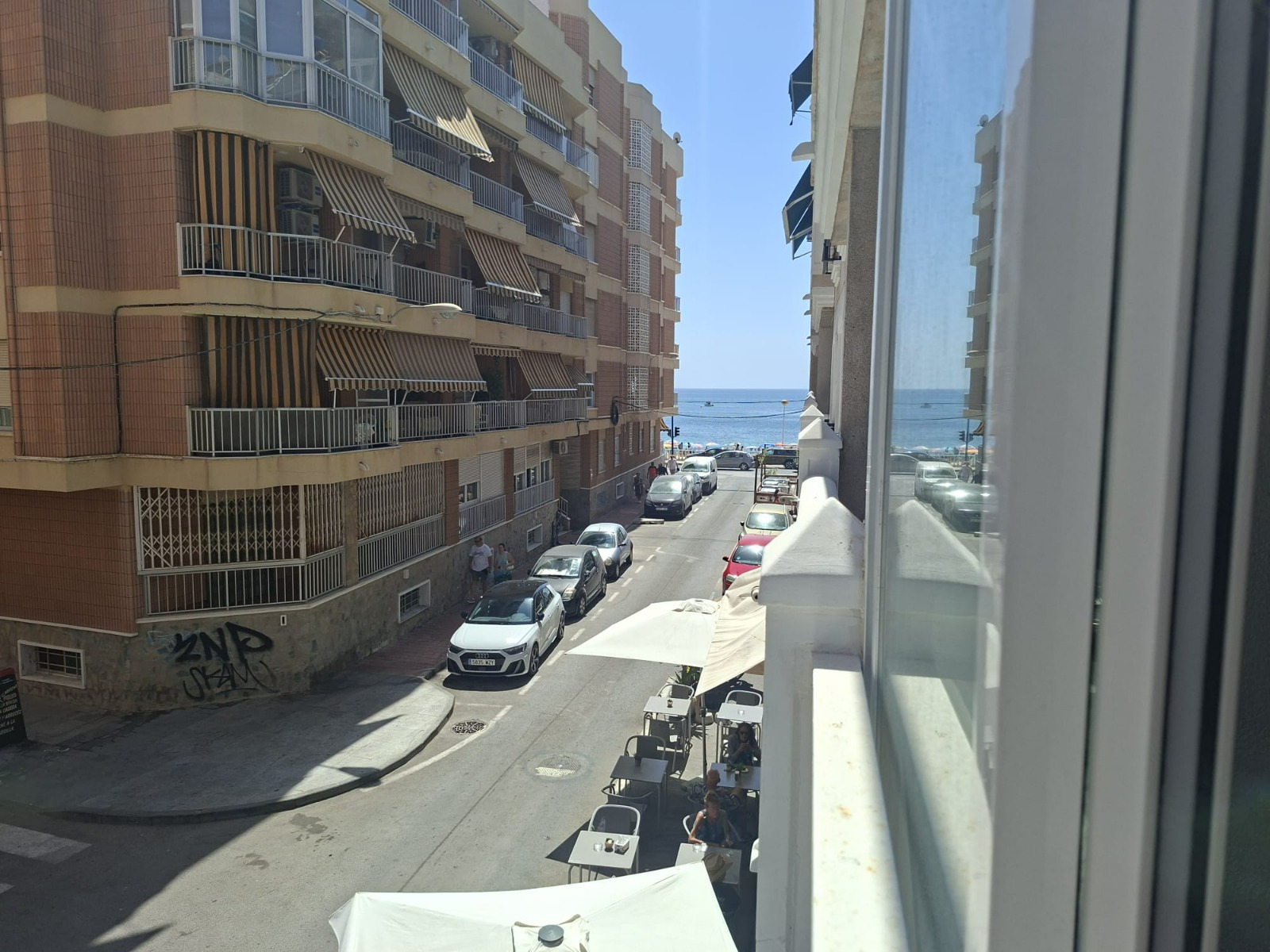 Beachside Studio (28m2) for Rent – Just 50 Meters from the Sea! 🏖️ — Torrevieja — image 4